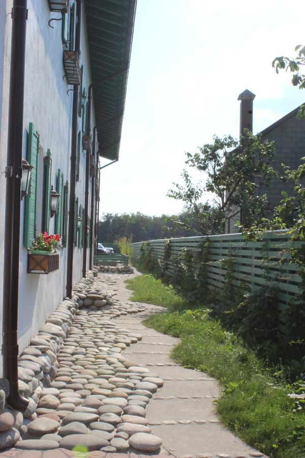 Hotel Muravskiy Trakt Zhdanov Exterior foto